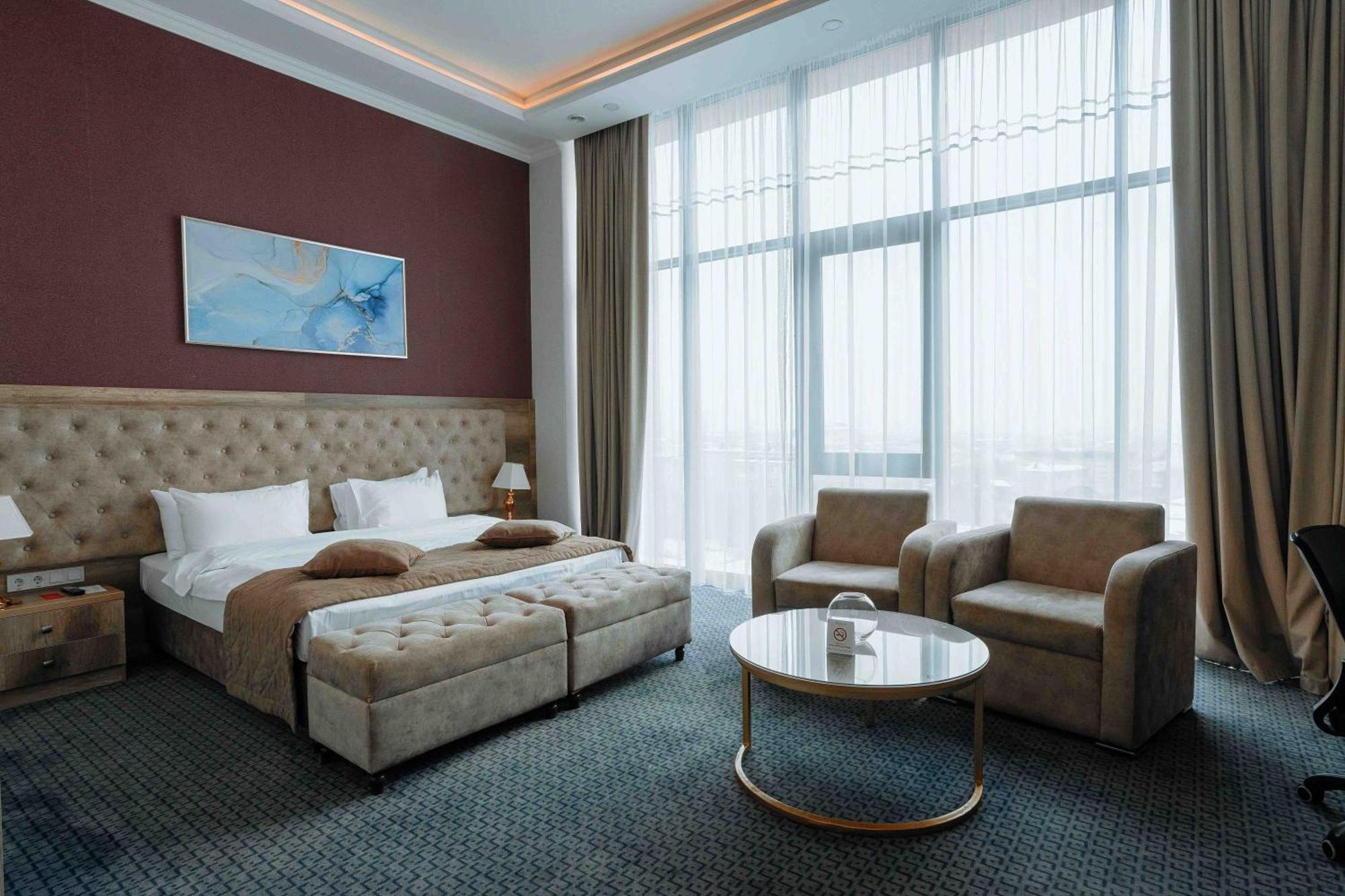 فندق Ramada By Wyndham شيمكنت المظهر الخارجي الصورة