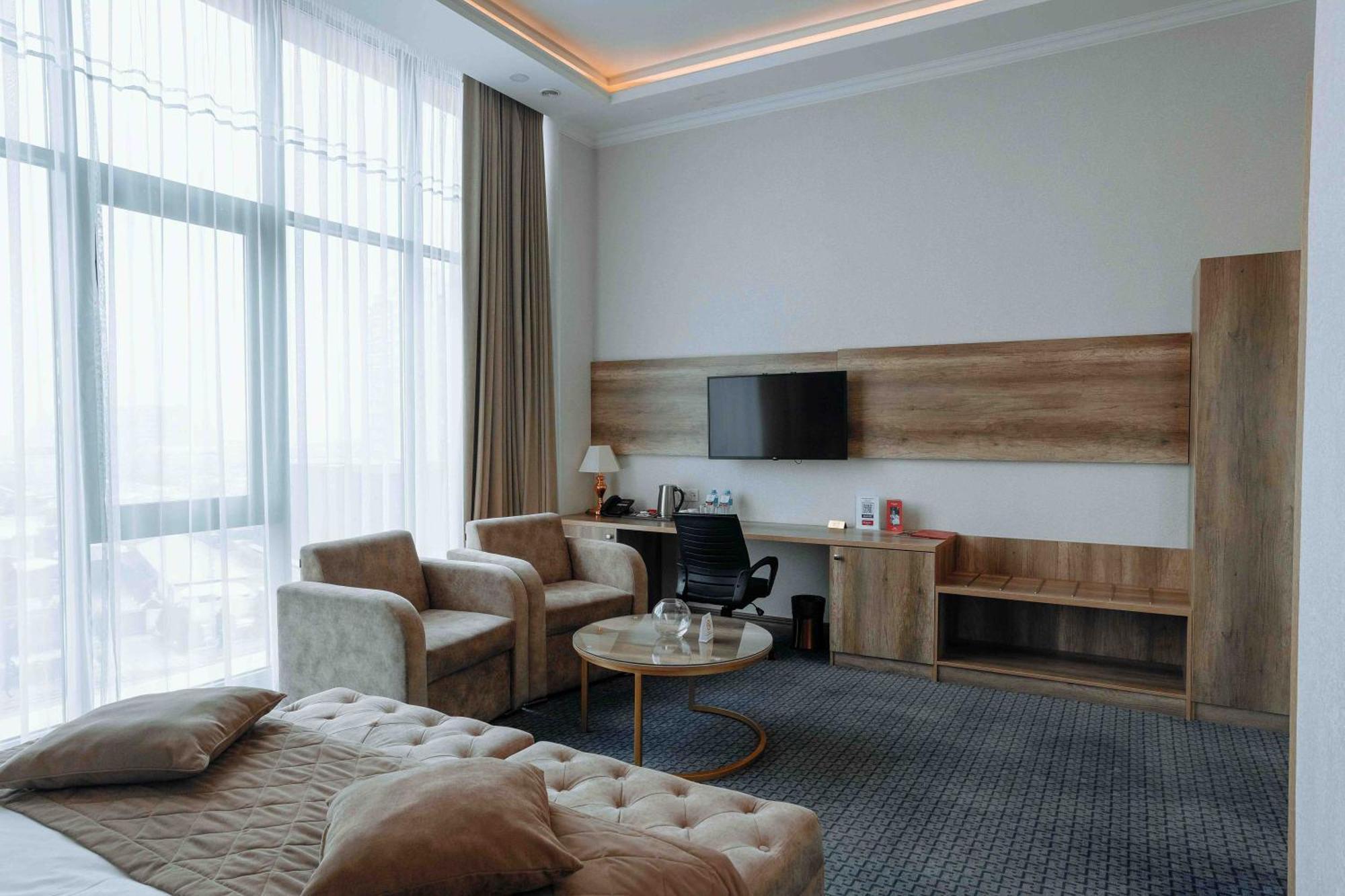 فندق Ramada By Wyndham شيمكنت المظهر الخارجي الصورة