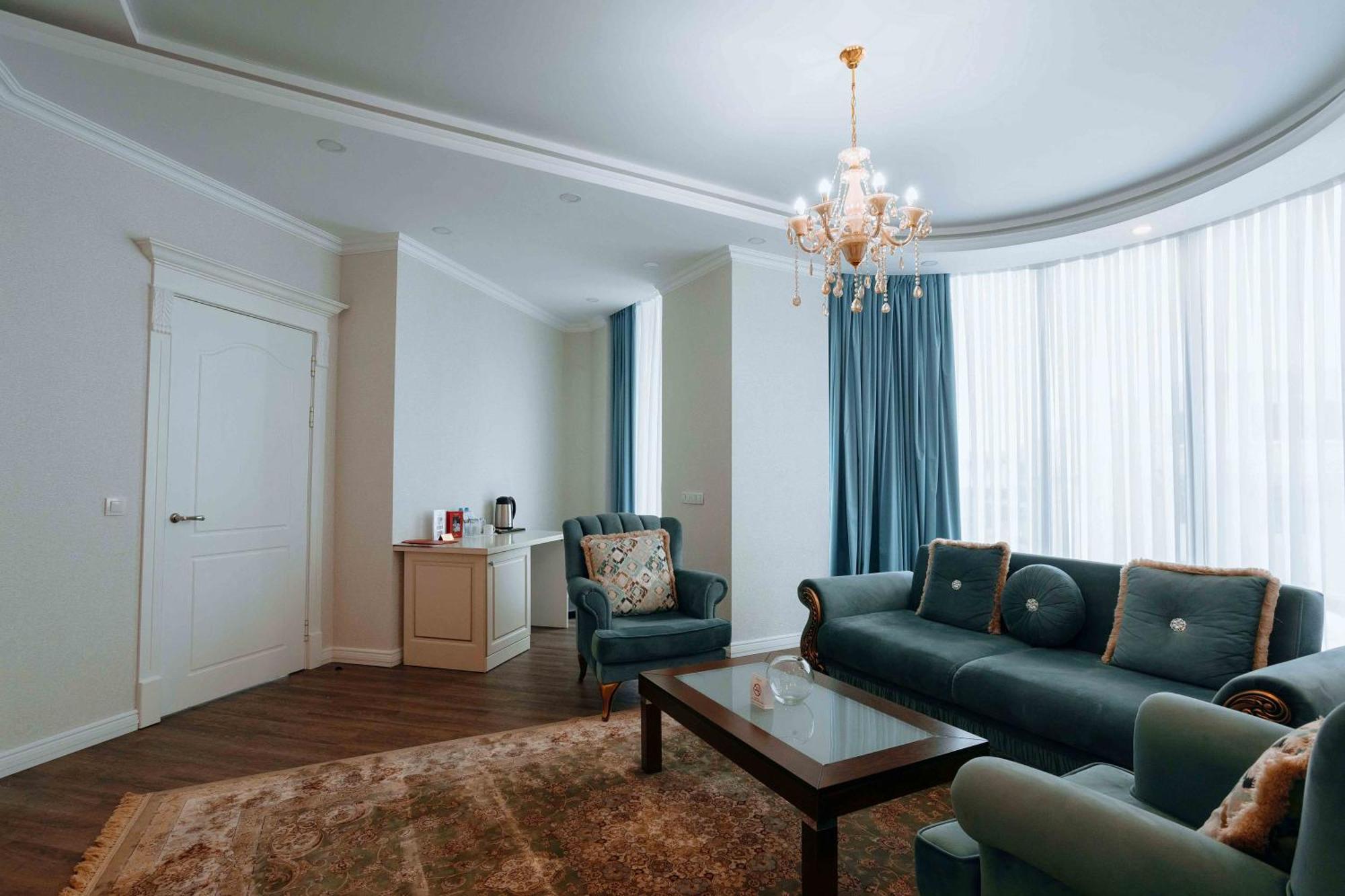 فندق Ramada By Wyndham شيمكنت المظهر الخارجي الصورة