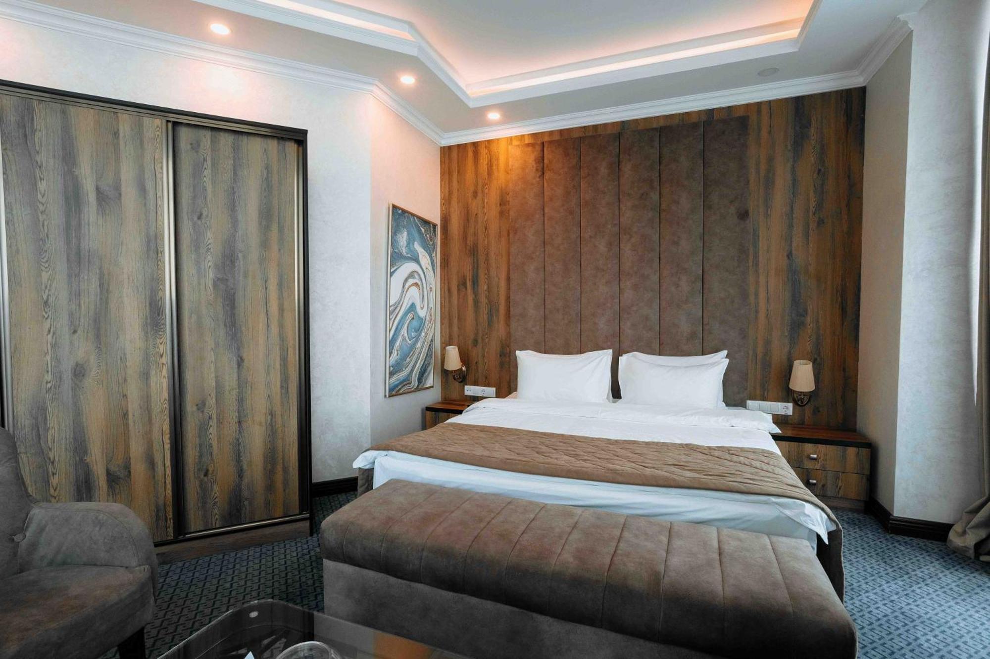 فندق Ramada By Wyndham شيمكنت المظهر الخارجي الصورة