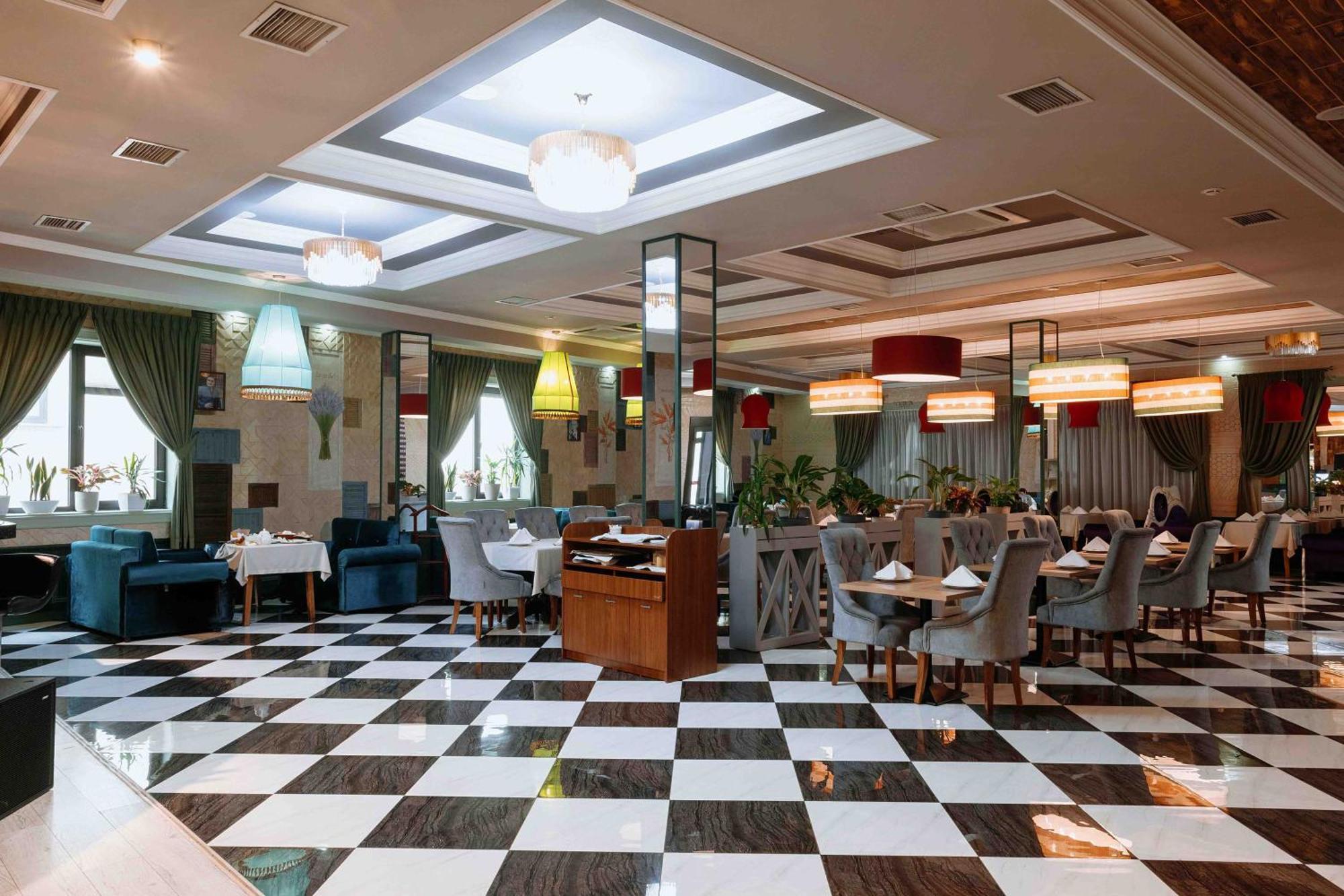فندق Ramada By Wyndham شيمكنت المظهر الخارجي الصورة