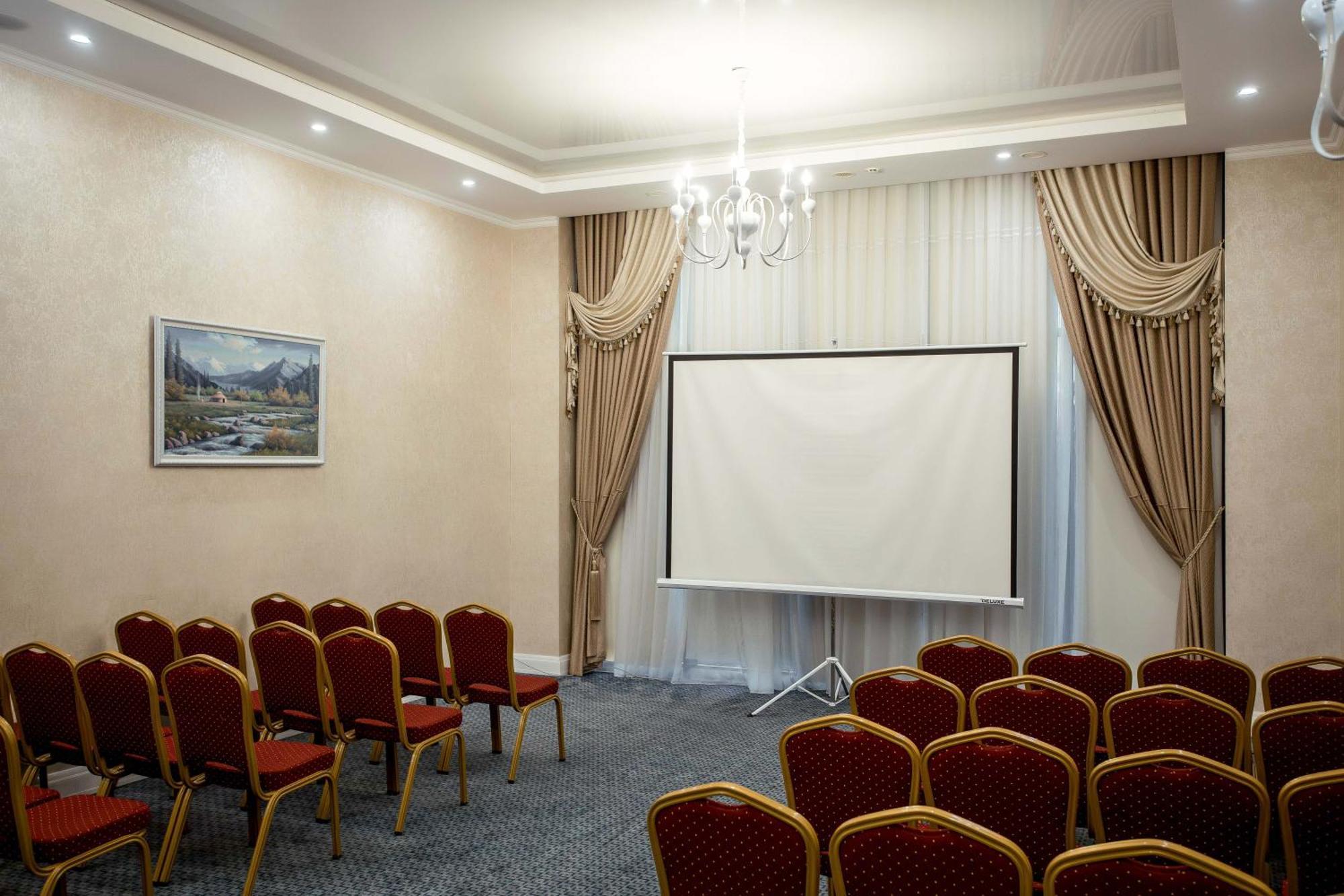 فندق Ramada By Wyndham شيمكنت المظهر الخارجي الصورة