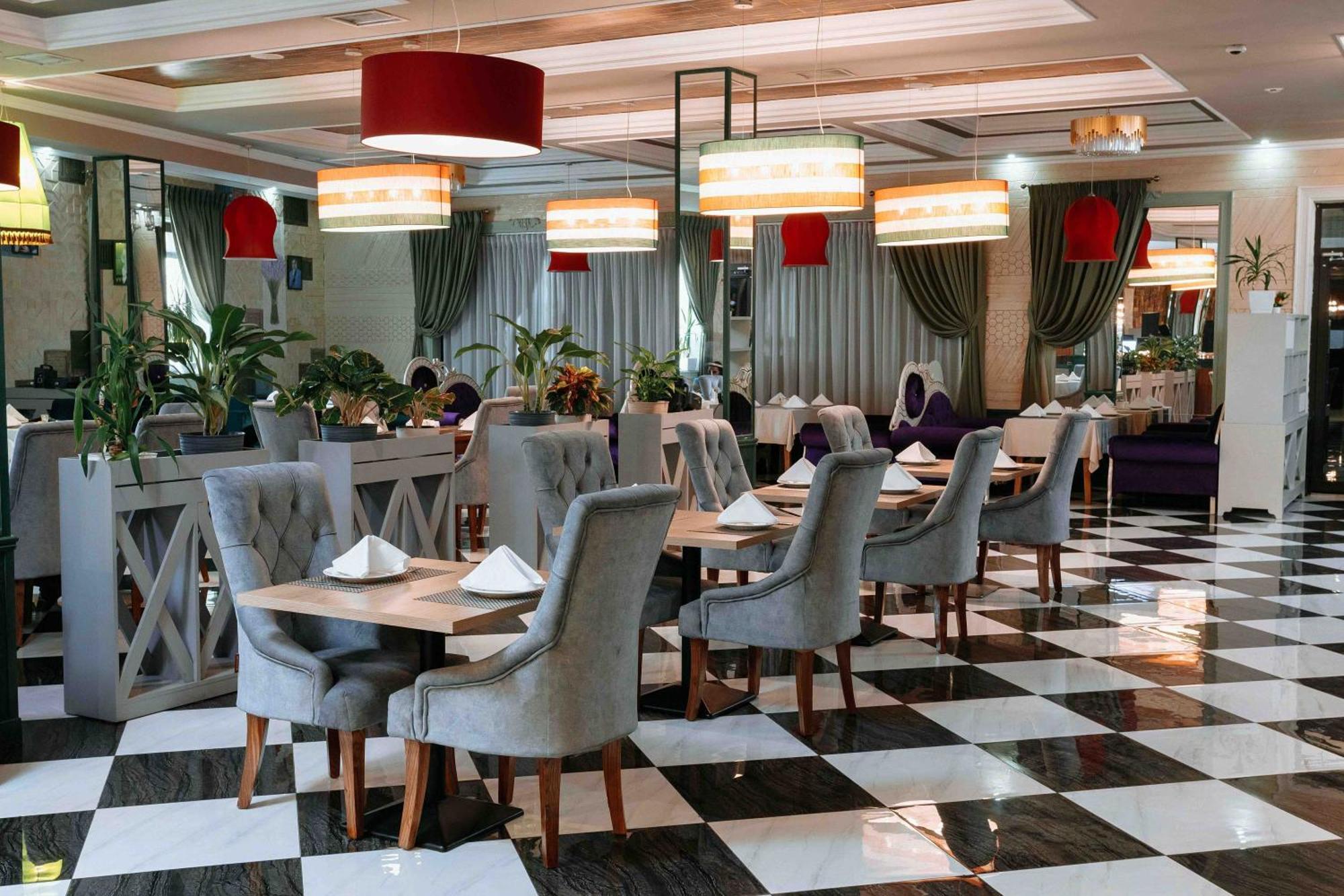 فندق Ramada By Wyndham شيمكنت المظهر الخارجي الصورة