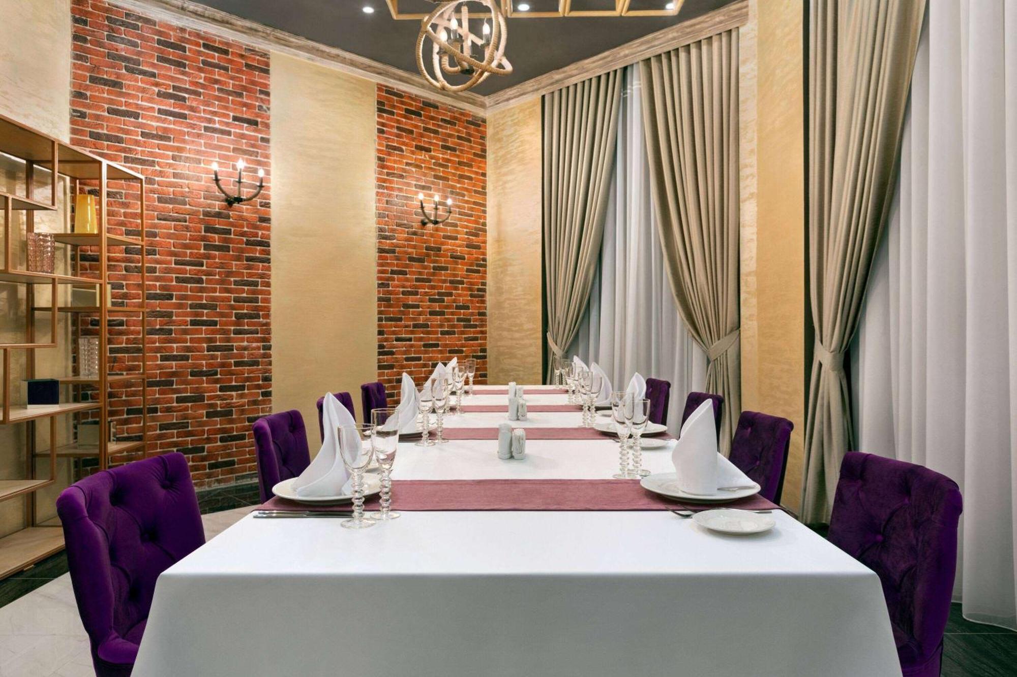 فندق Ramada By Wyndham شيمكنت المظهر الخارجي الصورة