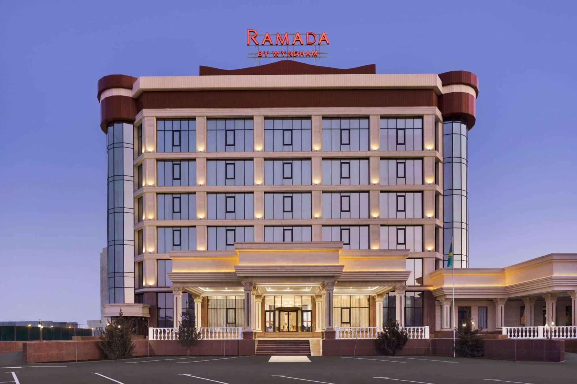 فندق Ramada By Wyndham شيمكنت المظهر الخارجي الصورة